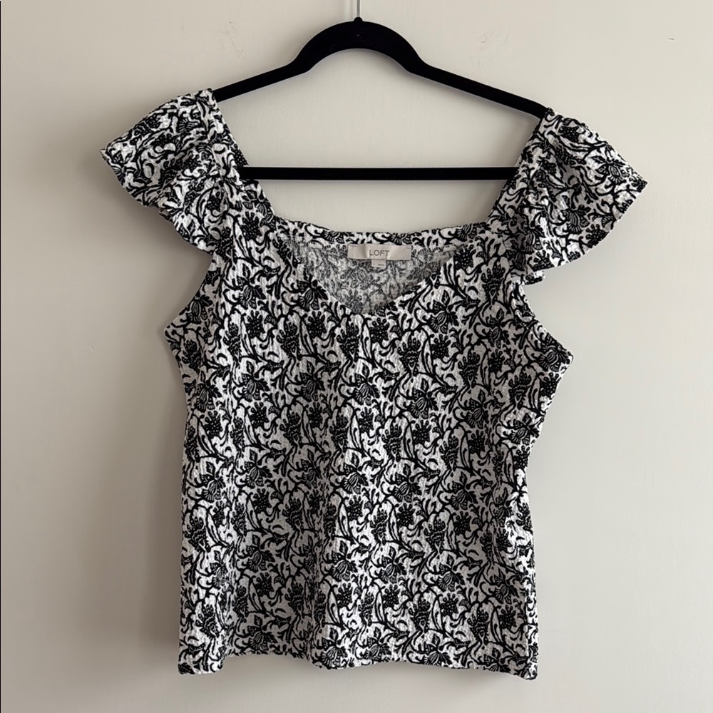 LOFT Black and White Ruffled Cap Sleeve Blouse